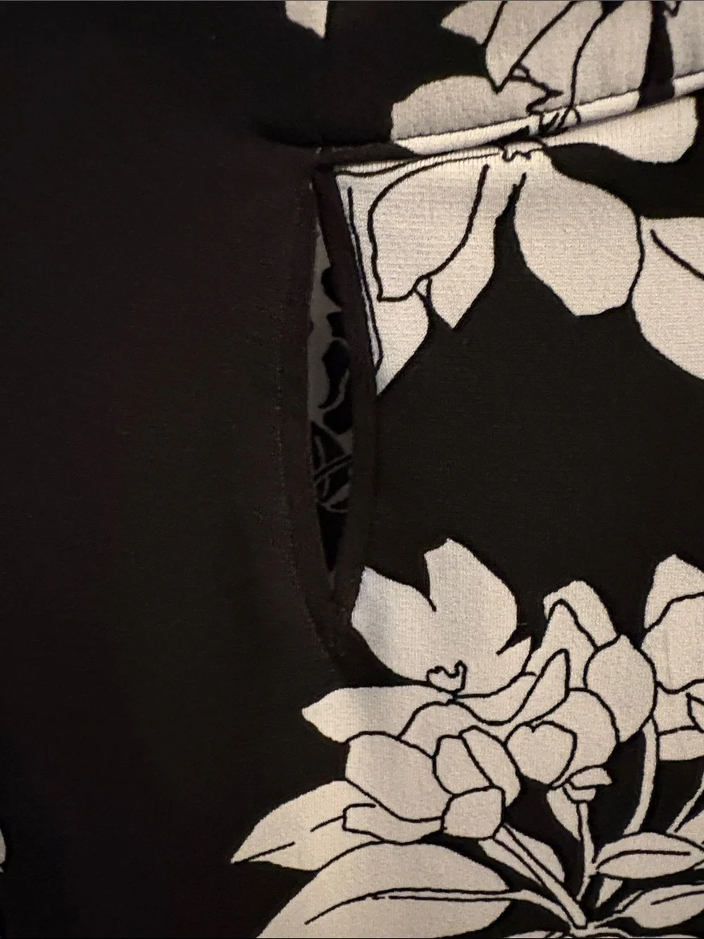 Women’s Black & White Floral Tank Top - Picture 5 of 5
